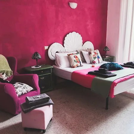 Sweet Apartment